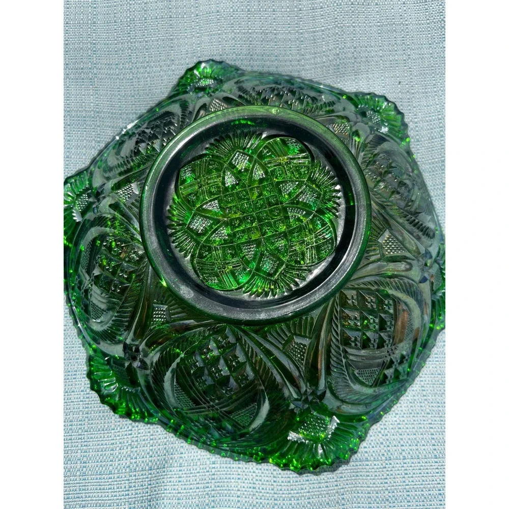 Millersburg Radium‎ Green Whirling Leaves Carnival Glass Ruffle Bowl 9